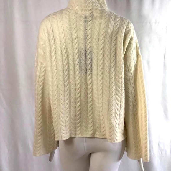 NEW CHLOE 100% CASHMERE SWEATER - Picture 3 of 5